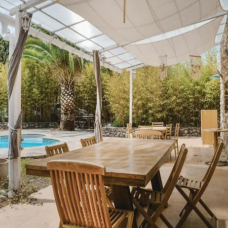 Three-bedroom Holiday In *