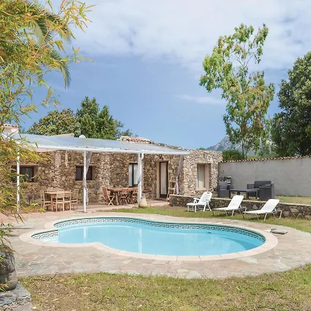Three-bedroom Holiday In * Montegrosso